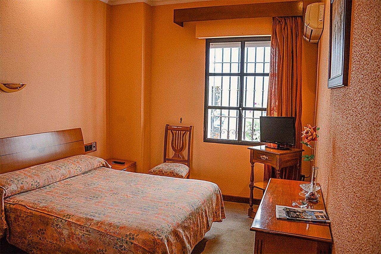 Hotel Los Castanos 阿拉色那 外观 照片