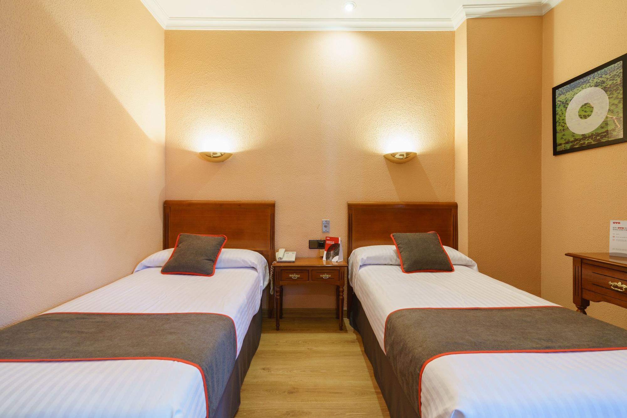 Hotel Los Castanos 阿拉色那 外观 照片