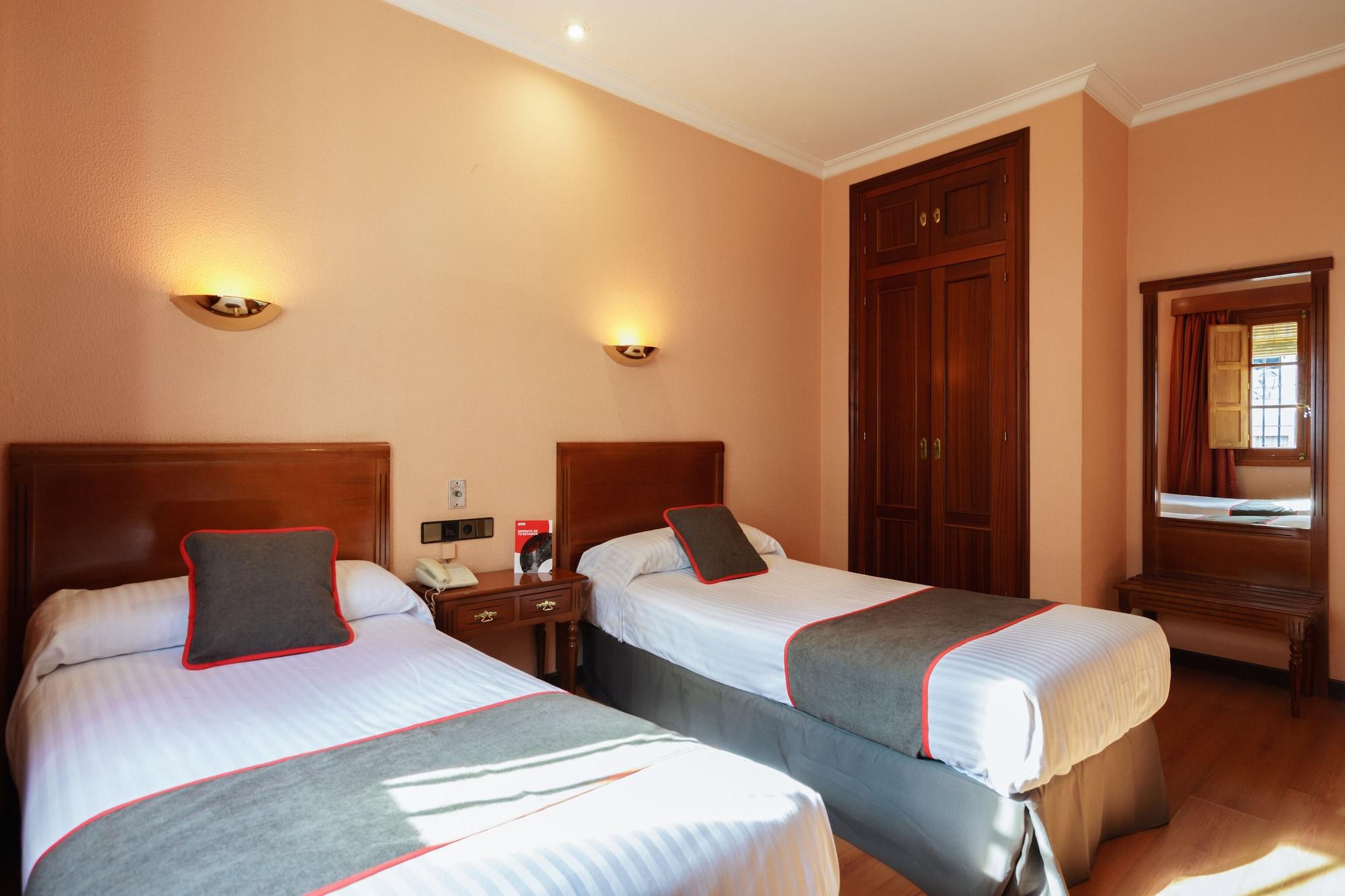 Hotel Los Castanos 阿拉色那 外观 照片
