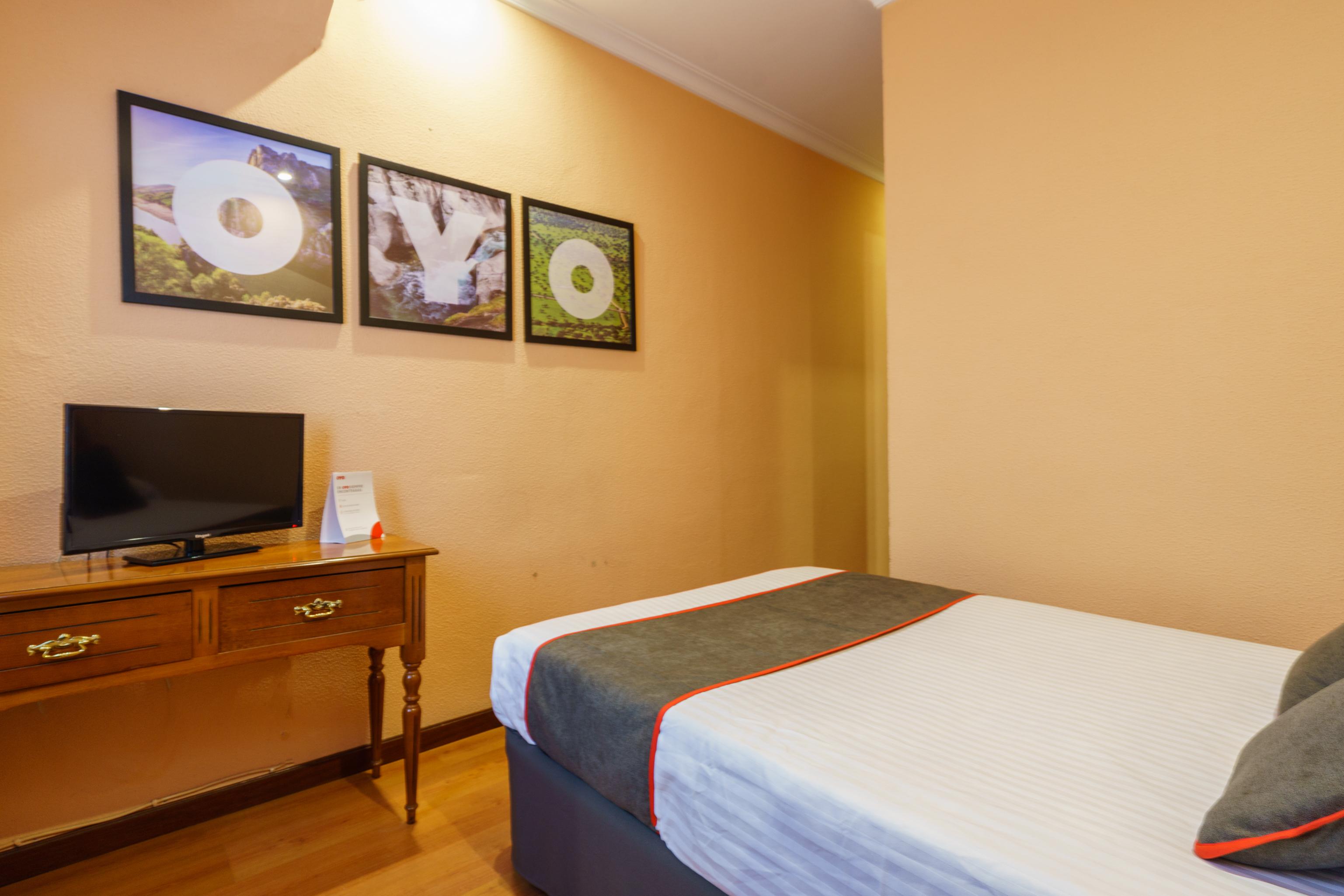 Hotel Los Castanos 阿拉色那 外观 照片