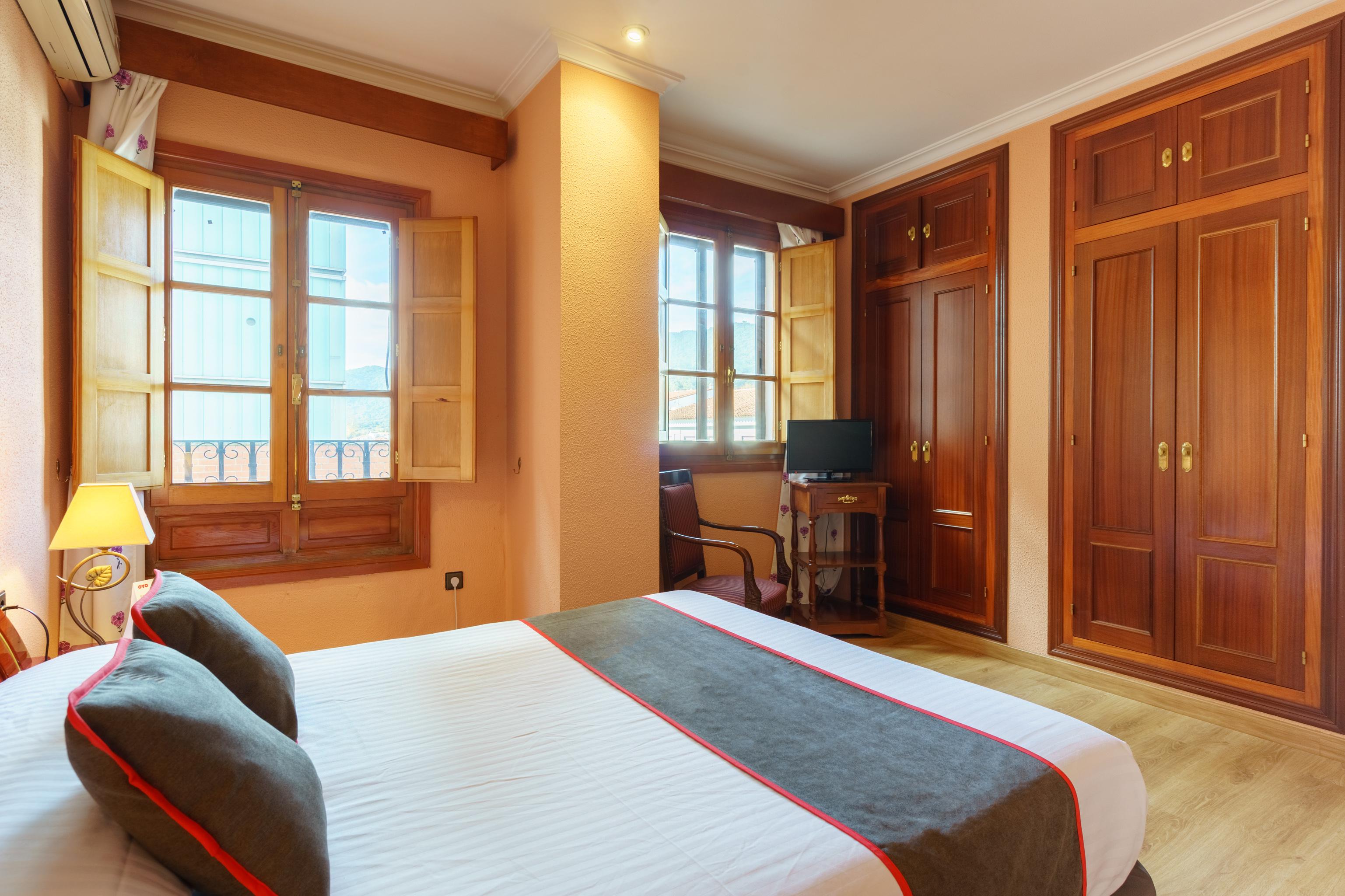 Hotel Los Castanos 阿拉色那 外观 照片