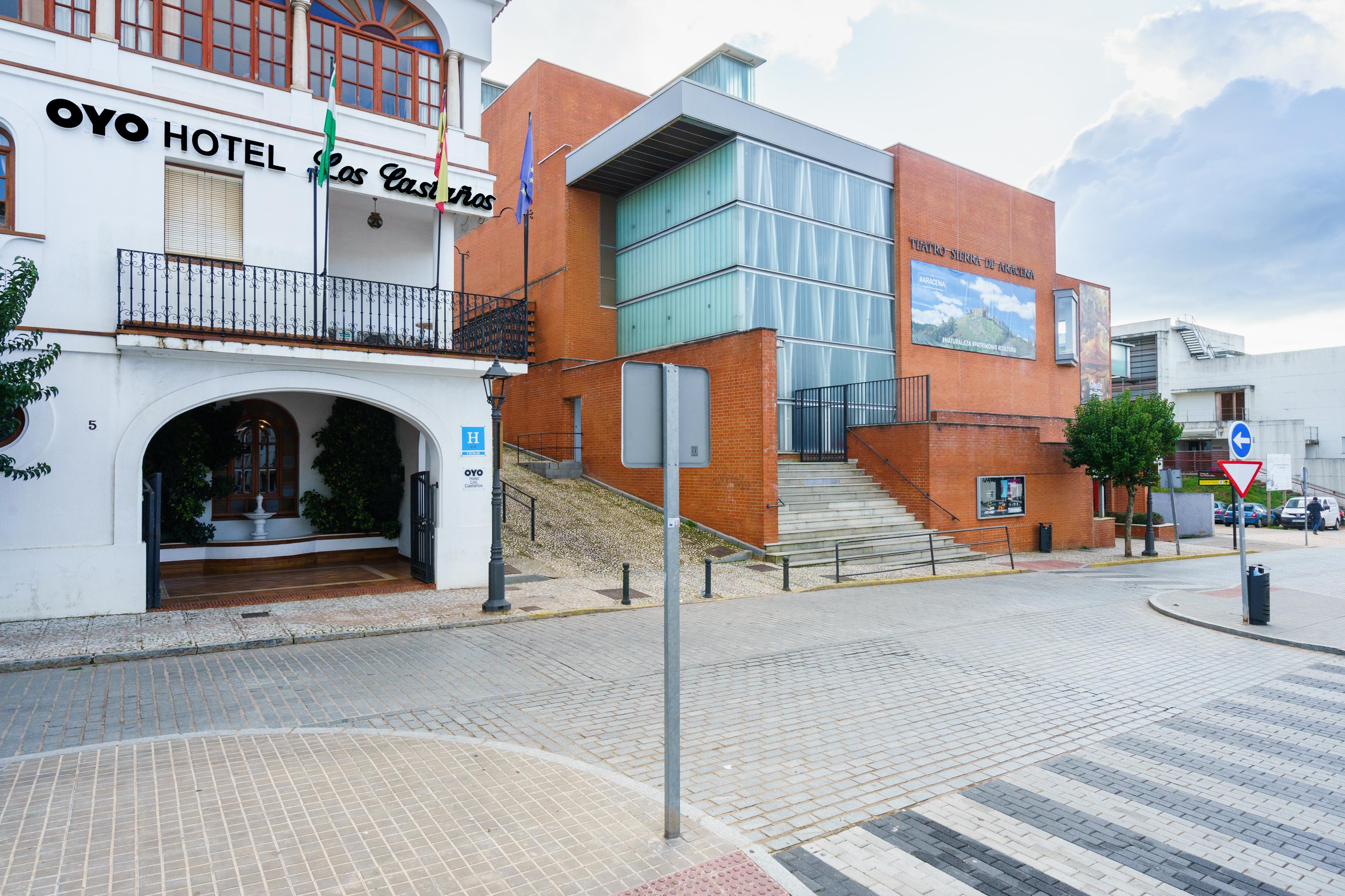 Hotel Los Castanos 阿拉色那 外观 照片
